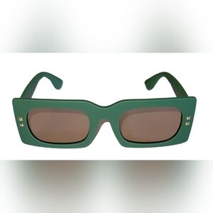 Women's Rectangular Retro Style Sunglasses